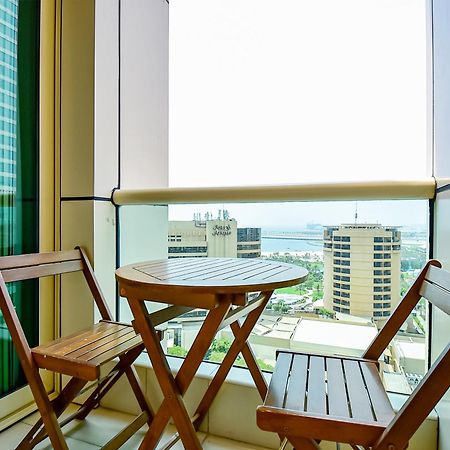 Luxury Escapes - Furnished Studio With Balcony In Royal Oceanic Дубай Экстерьер фото
